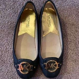 Michael Kora Flats